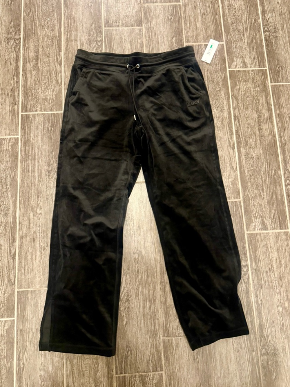 NWT DKNY black pants.